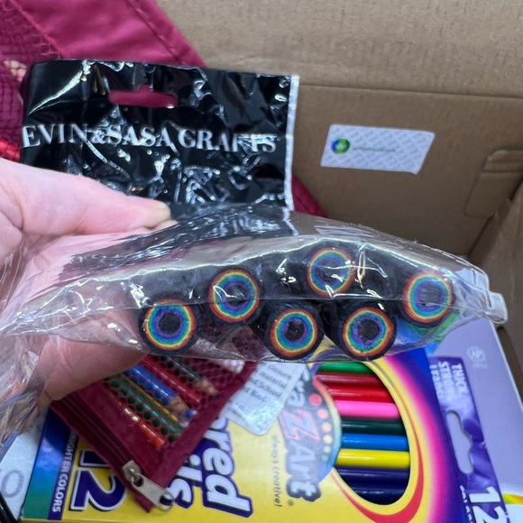 NWT & Used Colored Pencils, Oil Pastels Bundle of over 100 items!!! - Picture 5 of 10